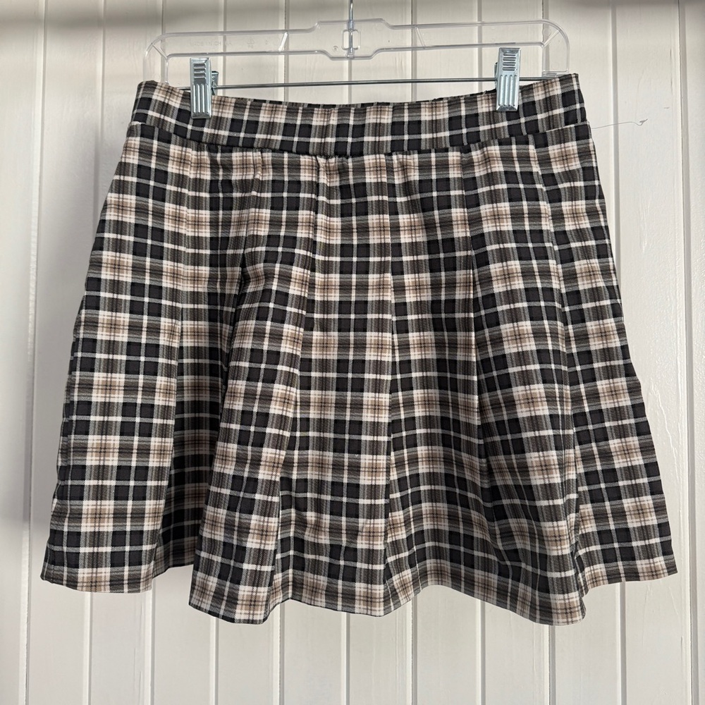 NWOT || Joe Benbasset Plaid Skater Skirt in Black and Cream